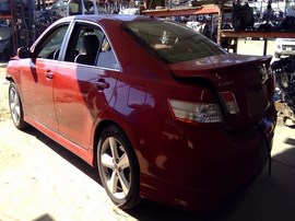 2010 TOYOTA CAMRY, RED, SE MODEL, 2.5L, AT,     Z26520